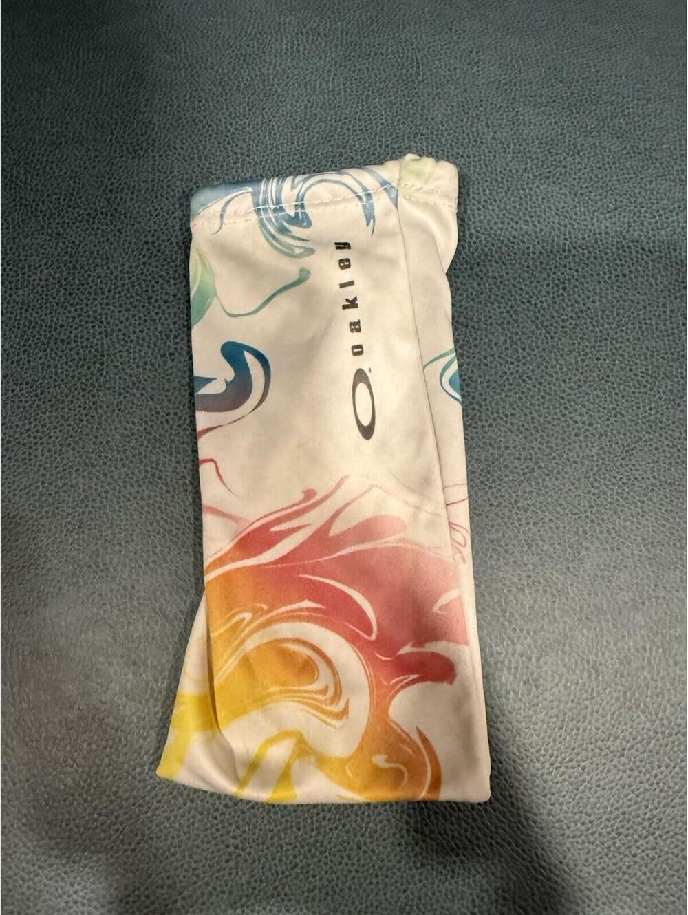 Oakley Swirl Microfiber Bag
